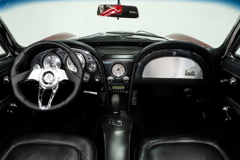 Chevrolet-Corvette-1966-Deep-Ruby-Black-21