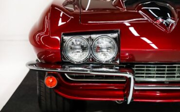 Chevrolet-Corvette-1966-Deep-Ruby-Black-24