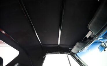 Chevrolet-Corvette-1966-Deep-Ruby-Black-30