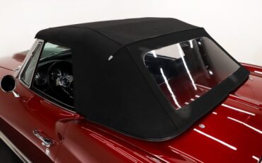 Chevrolet-Corvette-1966-Deep-Ruby-Black-32