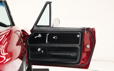 Chevrolet-Corvette-1966-Deep-Ruby-Black-34