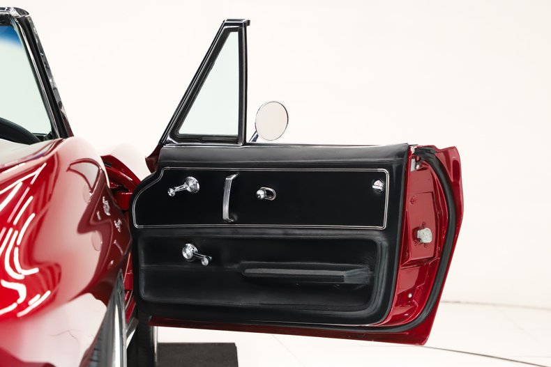 Chevrolet-Corvette-1966-Deep-Ruby-Black-34