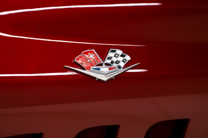 Chevrolet-Corvette-1966-Deep-Ruby-Black-36