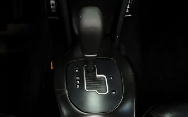 Chevrolet-Corvette-1966-Deep-Ruby-Black-4
