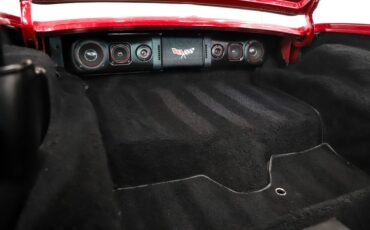 Chevrolet-Corvette-1966-Deep-Ruby-Black-40