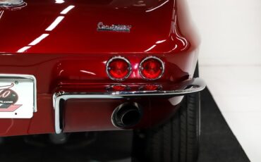 Chevrolet-Corvette-1966-Deep-Ruby-Black-46