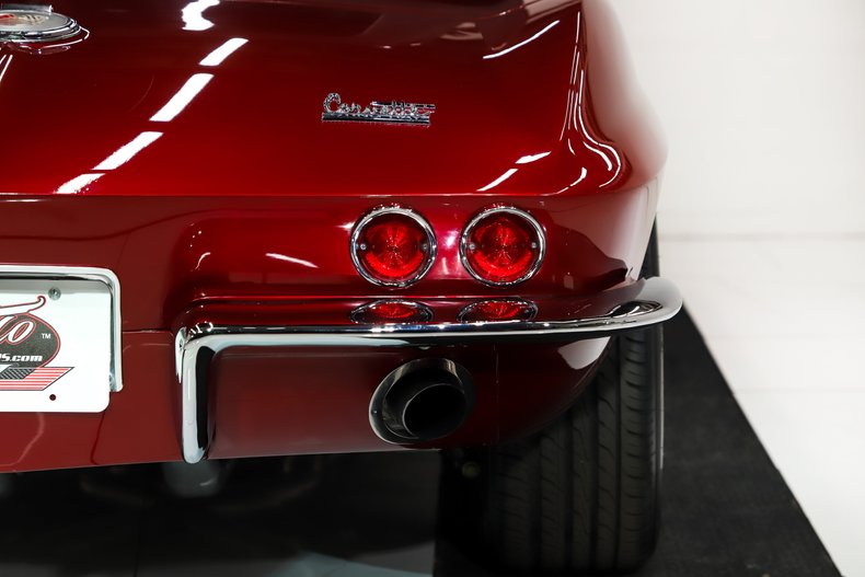 Chevrolet-Corvette-1966-Deep-Ruby-Black-46