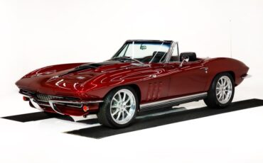 Chevrolet-Corvette-1966-Deep-Ruby-Black-47