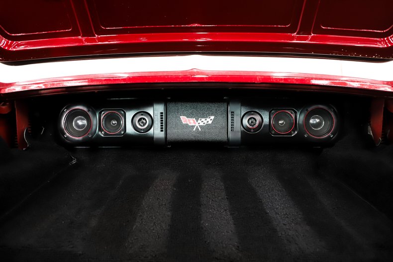 Chevrolet-Corvette-1966-Deep-Ruby-Black-49