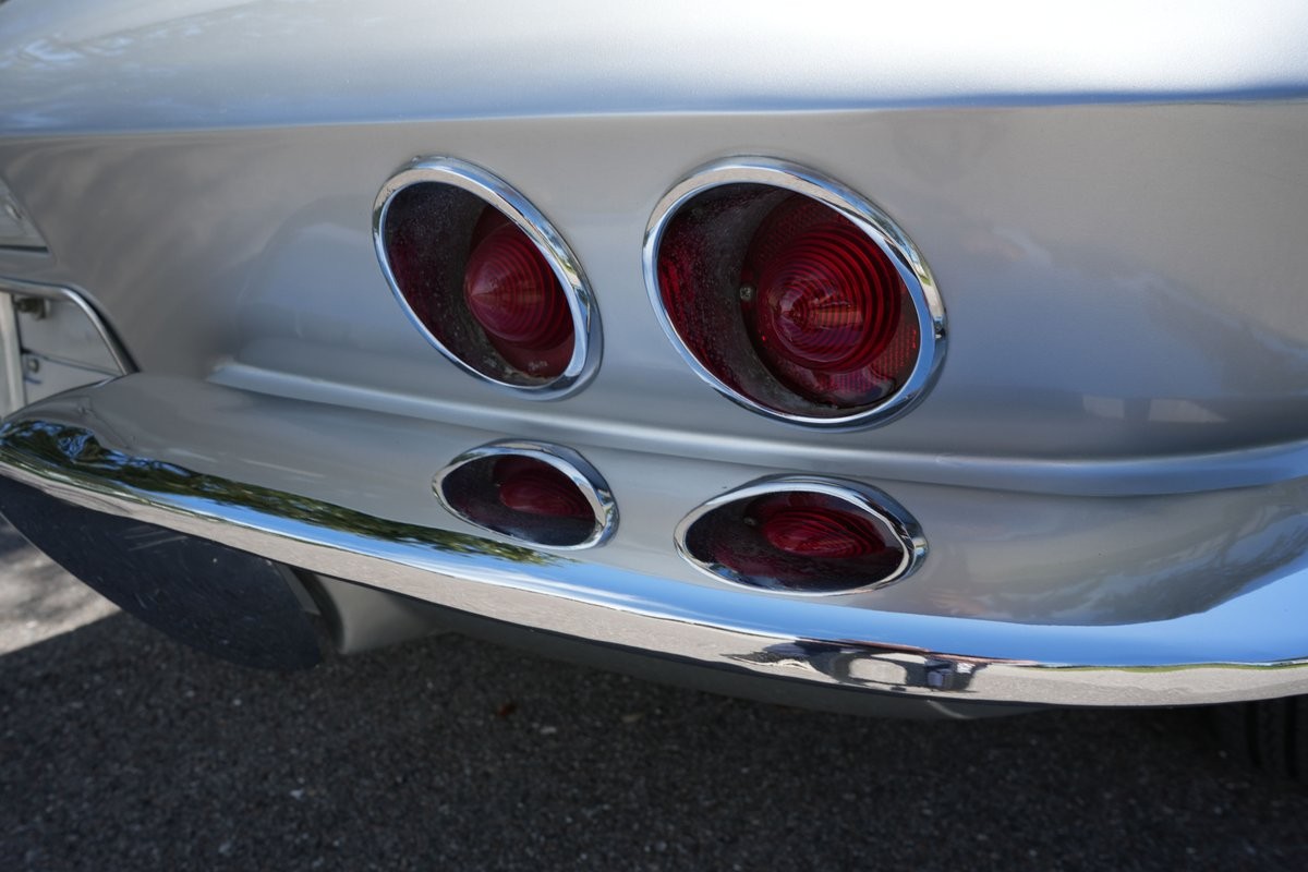 Chevrolet-Corvette-1967-10