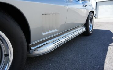 Chevrolet-Corvette-1967-2