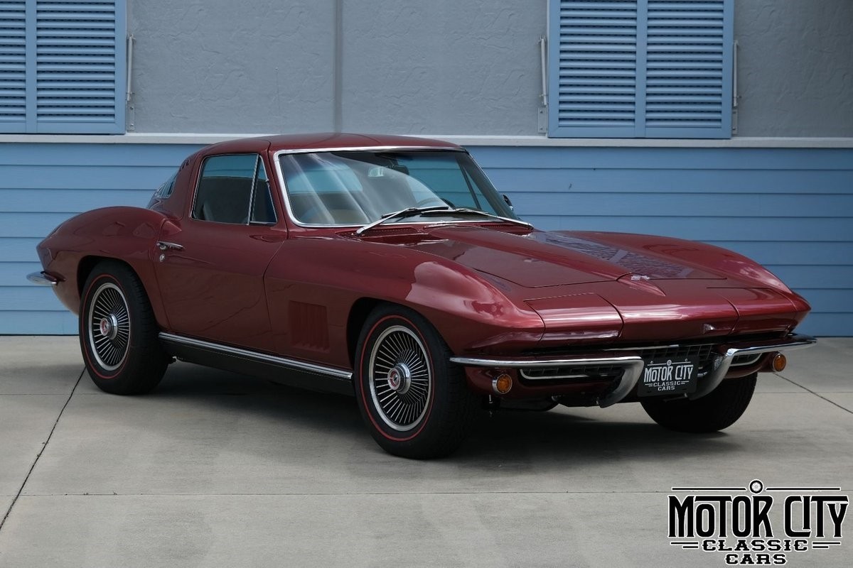 Chevrolet Corvette 1967 --