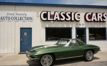 Chevrolet-Corvette-1967-Convertible-1