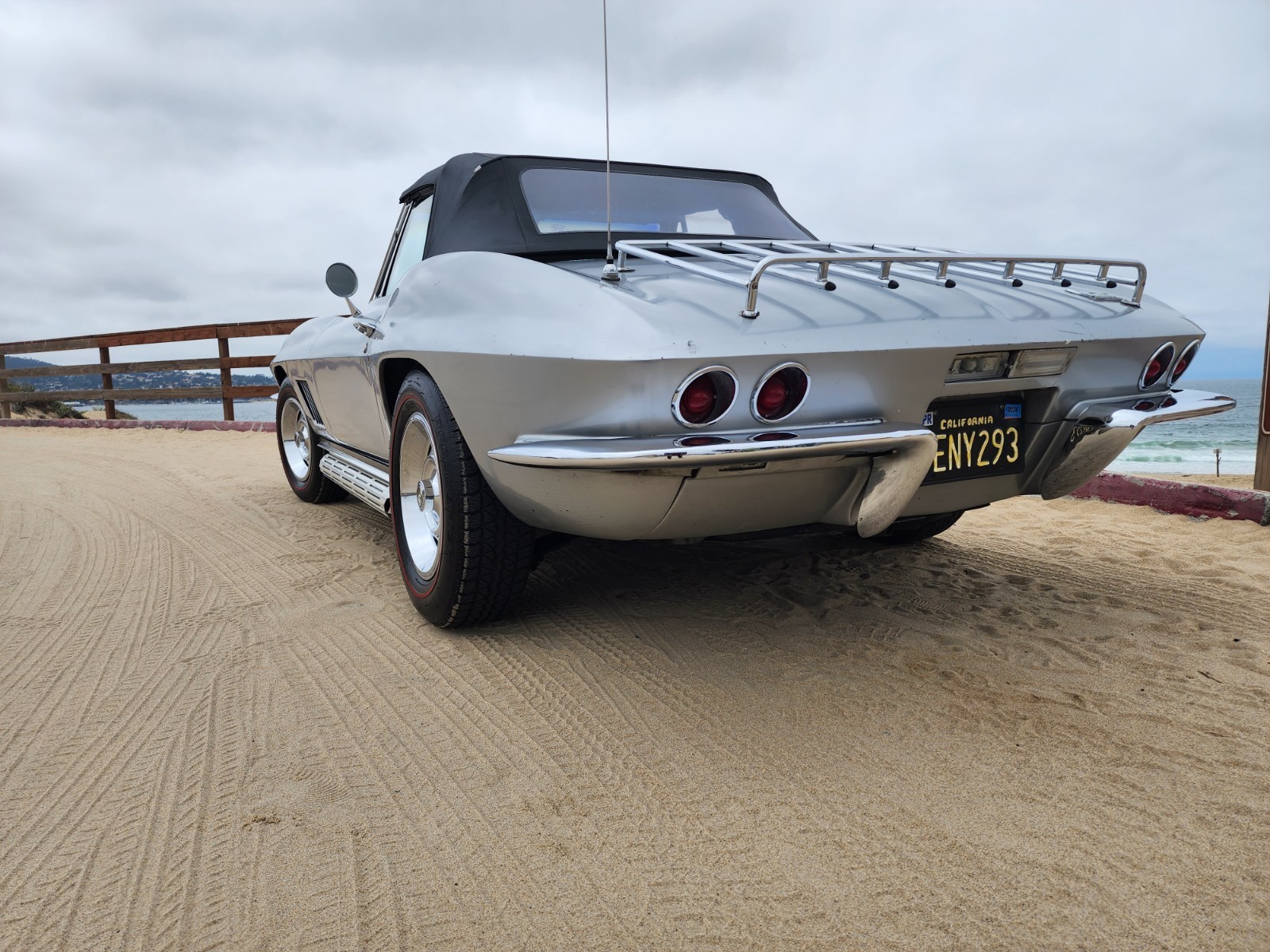 Chevrolet-Corvette-1967-Convertible-1