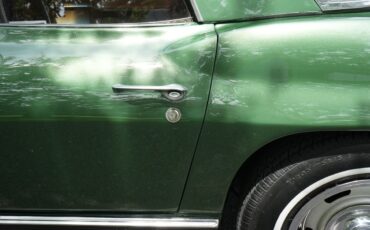 Chevrolet-Corvette-1967-Convertible-12