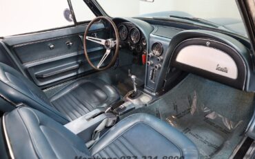 Chevrolet-Corvette-1967-Convertible-12