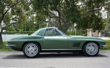 Chevrolet-Corvette-1967-Convertible-20