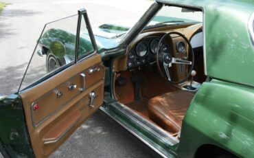 Chevrolet-Corvette-1967-Convertible-25
