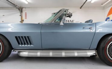 Chevrolet-Corvette-1967-Convertible-26