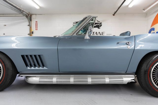 Chevrolet-Corvette-1967-Convertible-26