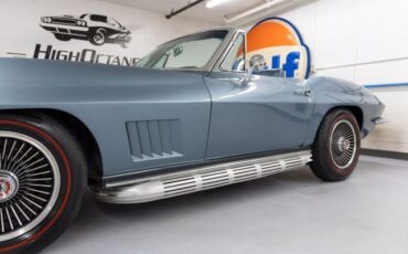 Chevrolet-Corvette-1967-Convertible-27