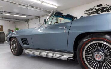 Chevrolet-Corvette-1967-Convertible-28