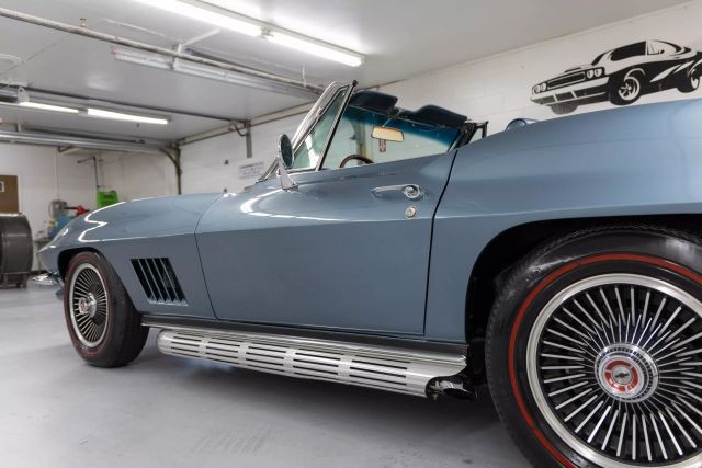 Chevrolet-Corvette-1967-Convertible-28