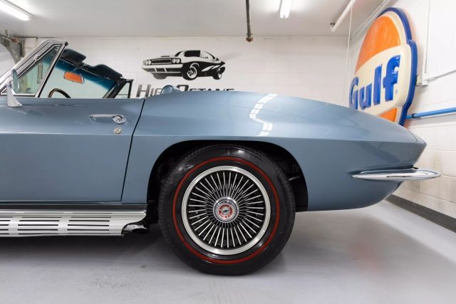 Chevrolet-Corvette-1967-Convertible-29
