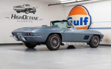 Chevrolet-Corvette-1967-Convertible-34