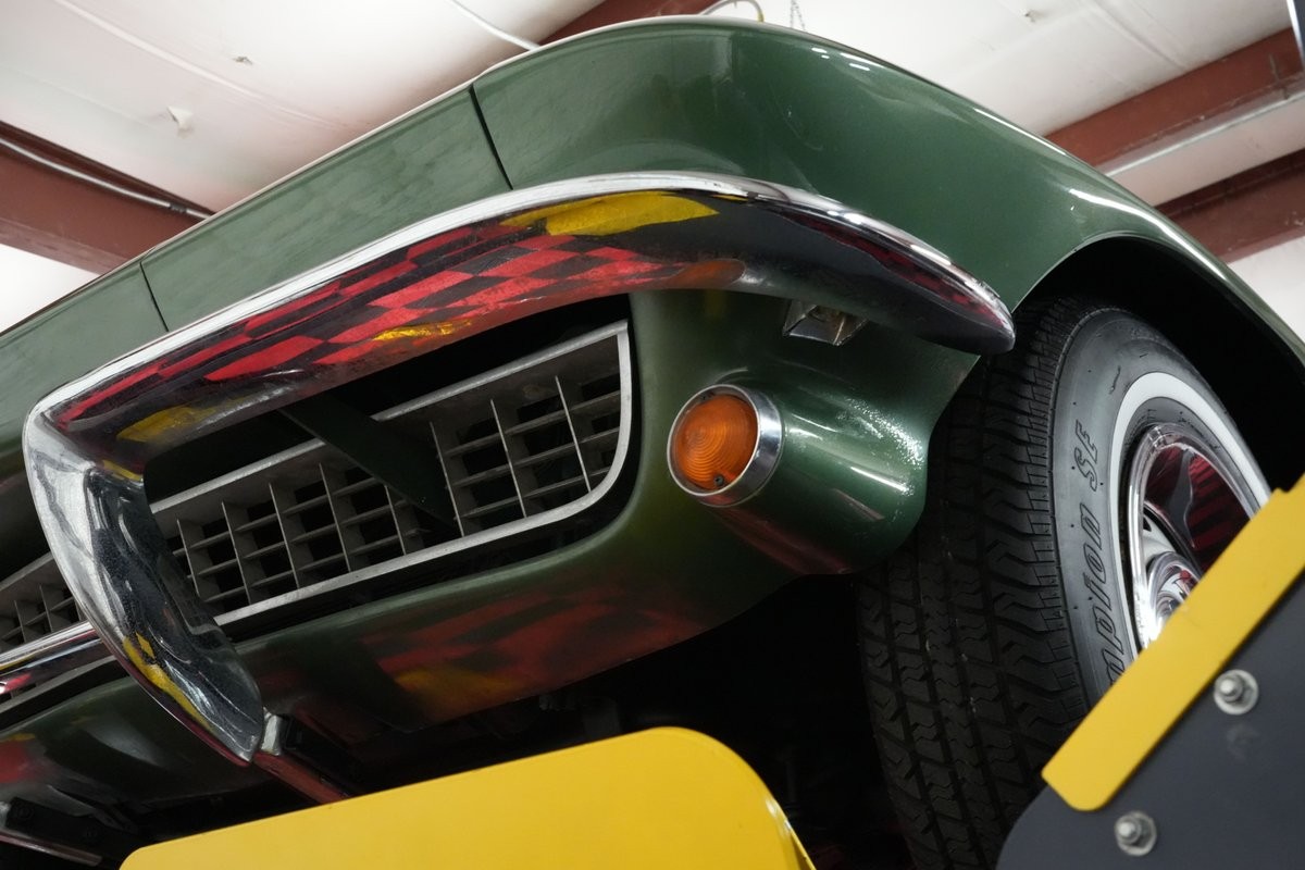 Chevrolet-Corvette-1967-Convertible-35