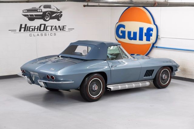 Chevrolet-Corvette-1967-Convertible-36