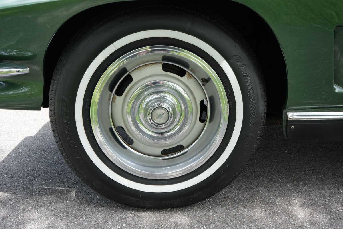 Chevrolet-Corvette-1967-Convertible-36
