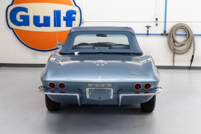 Chevrolet-Corvette-1967-Convertible-38