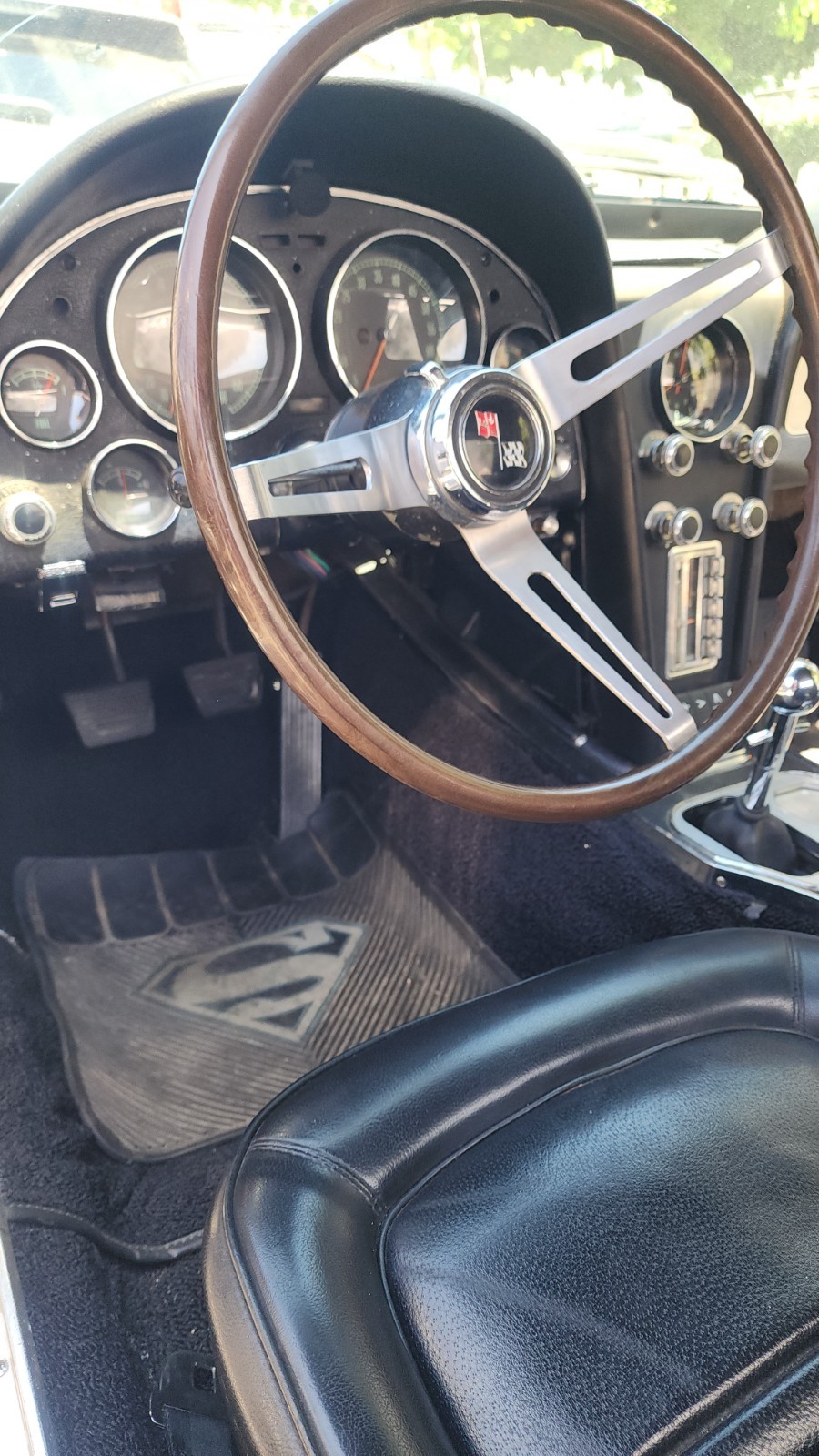 Chevrolet-Corvette-1967-Convertible-5