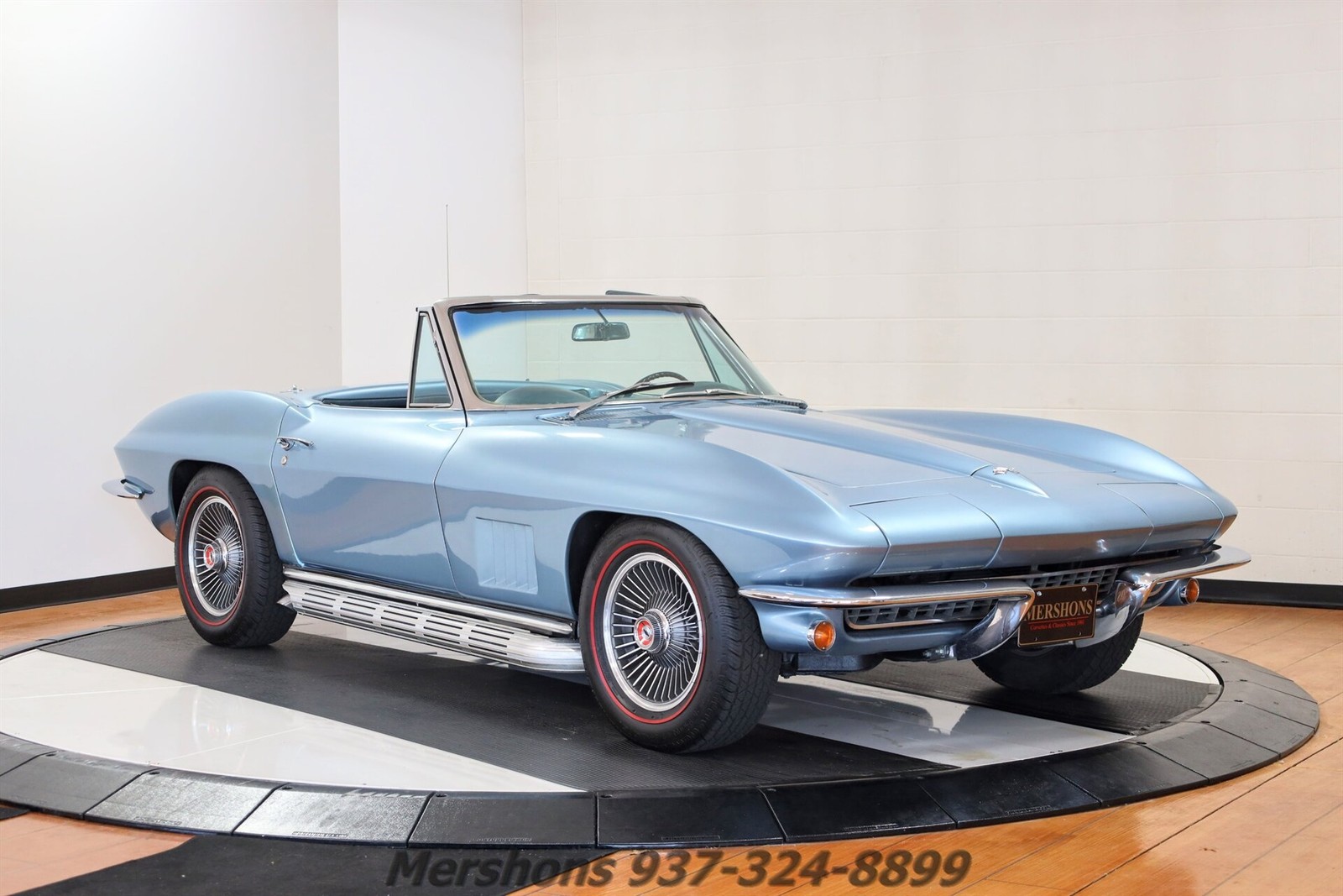 Chevrolet-Corvette-1967-Convertible-6