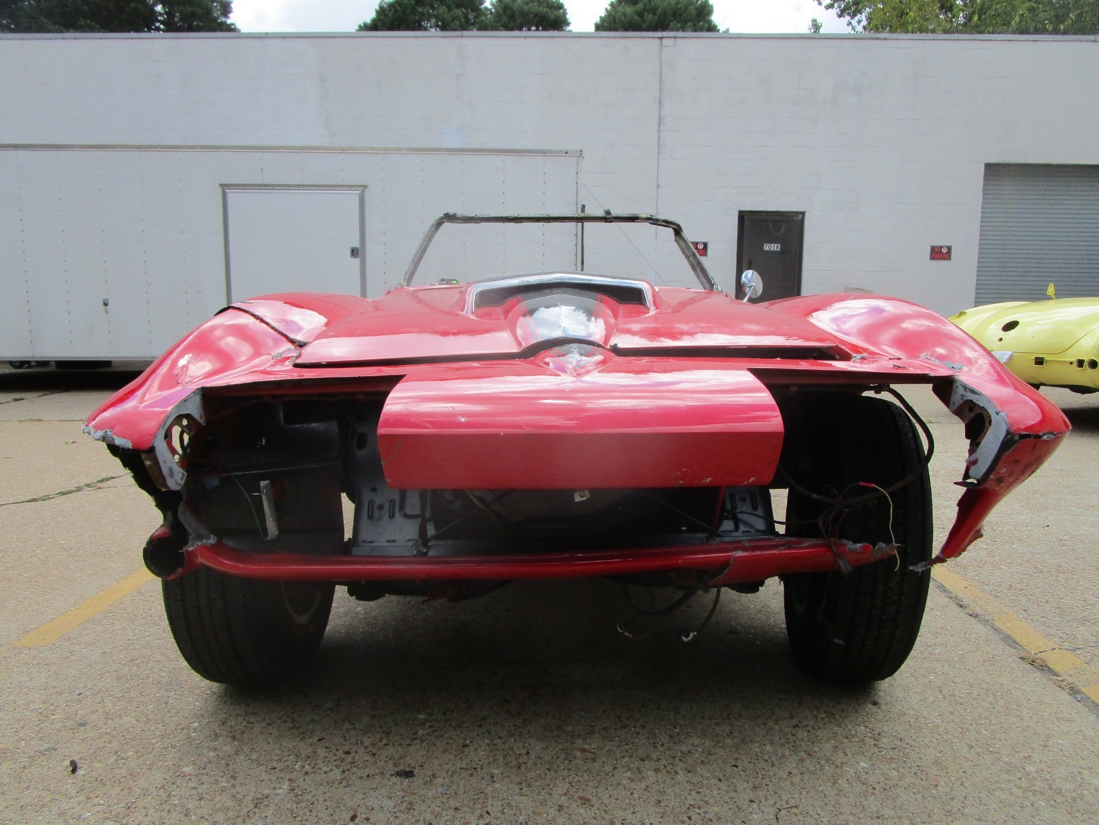 Chevrolet-Corvette-1967-Convertible-7