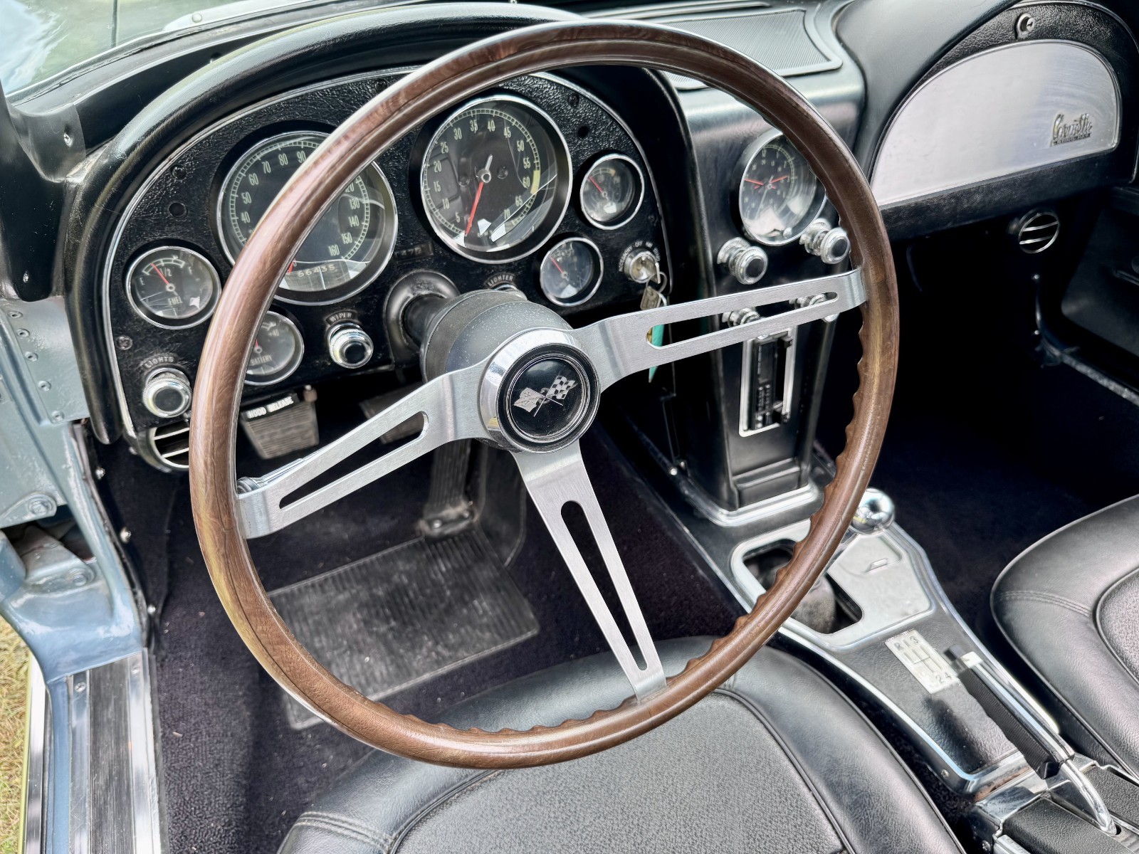 Chevrolet-Corvette-1967-Coupe-13