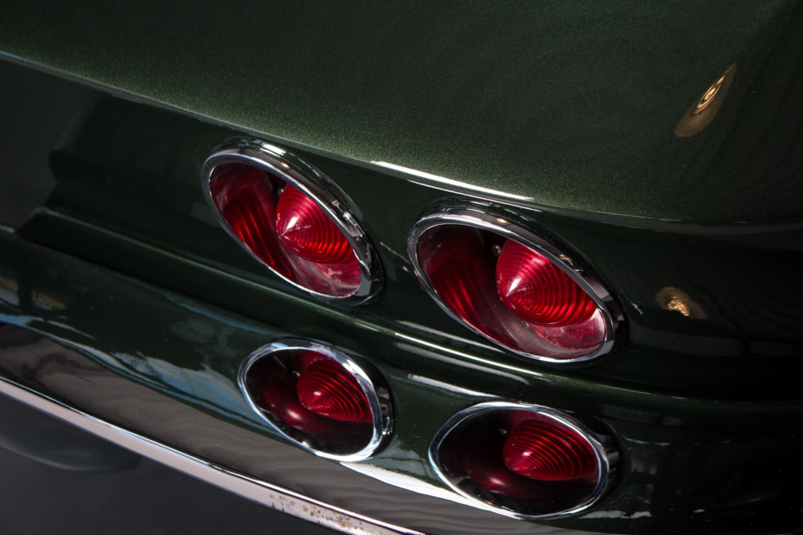 Chevrolet-Corvette-1967-Coupe-18