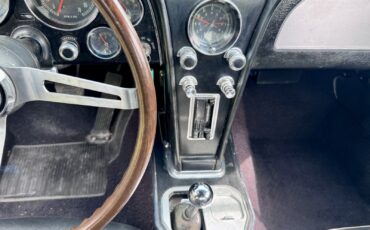 Chevrolet-Corvette-1967-Coupe-22
