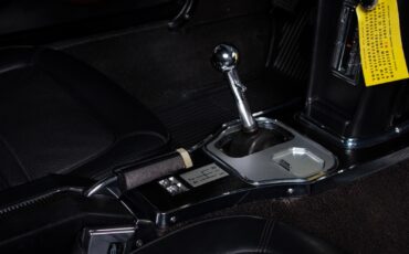 Chevrolet-Corvette-1967-Coupe-32