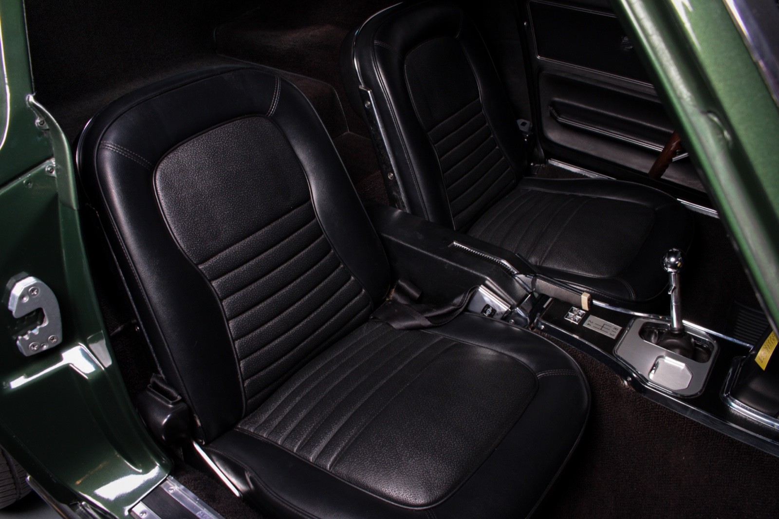 Chevrolet-Corvette-1967-Coupe-33