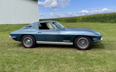 Chevrolet-Corvette-1967-Coupe-6