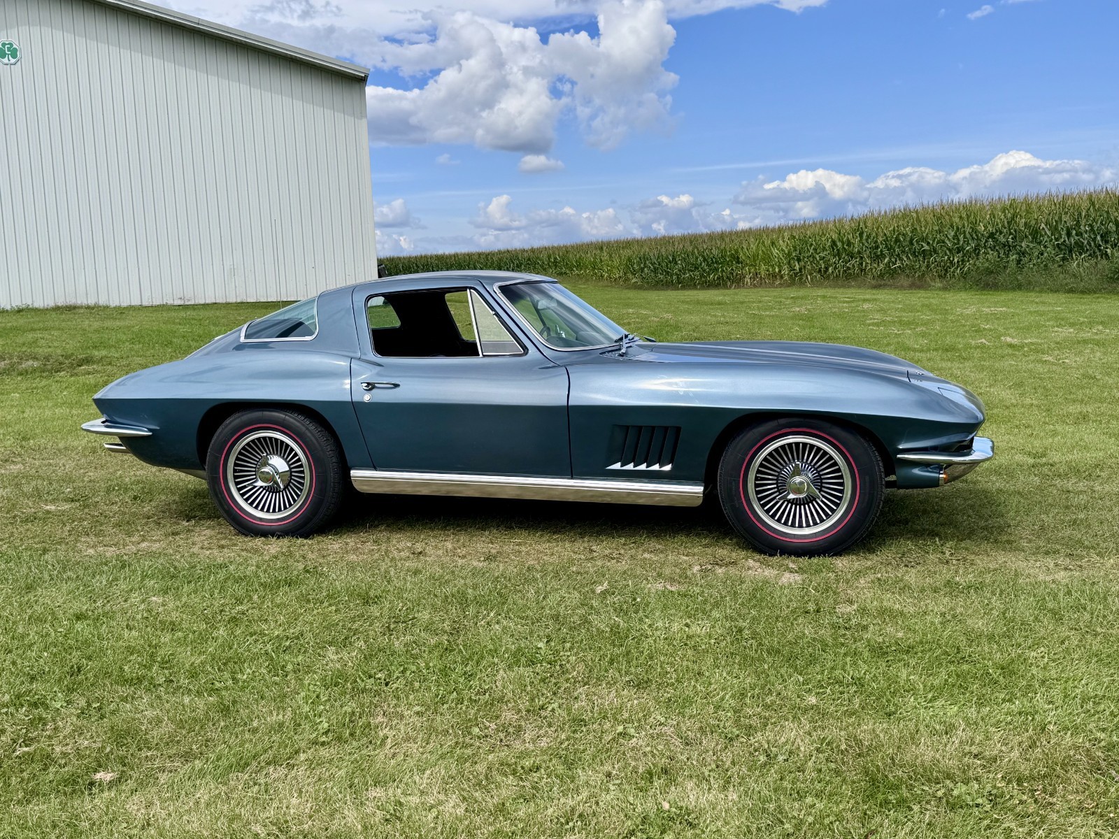 Chevrolet-Corvette-1967-Coupe-6
