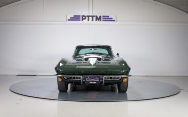 Chevrolet-Corvette-1967-Coupe-8