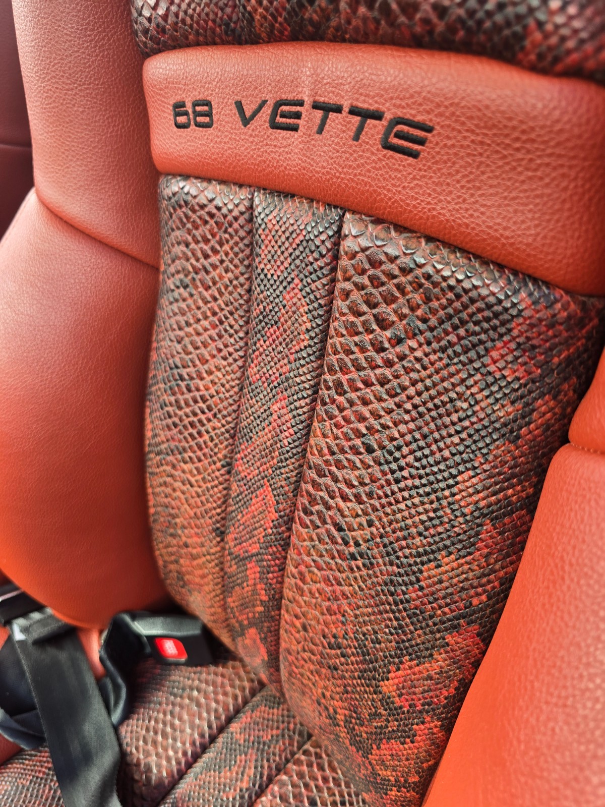 Chevrolet-Corvette-1968-Convertible-6
