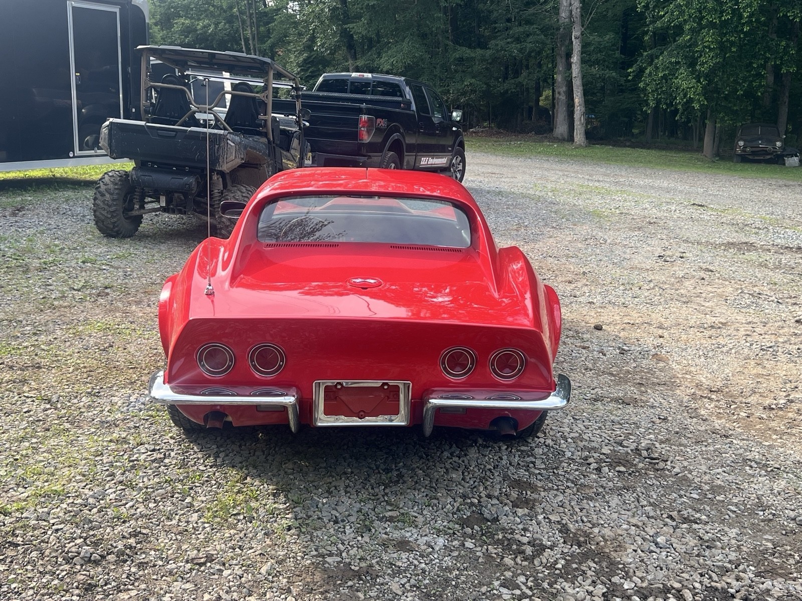 Chevrolet-Corvette-1968-Coupe-2