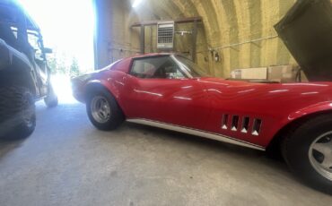 Chevrolet-Corvette-1968-Coupe-4