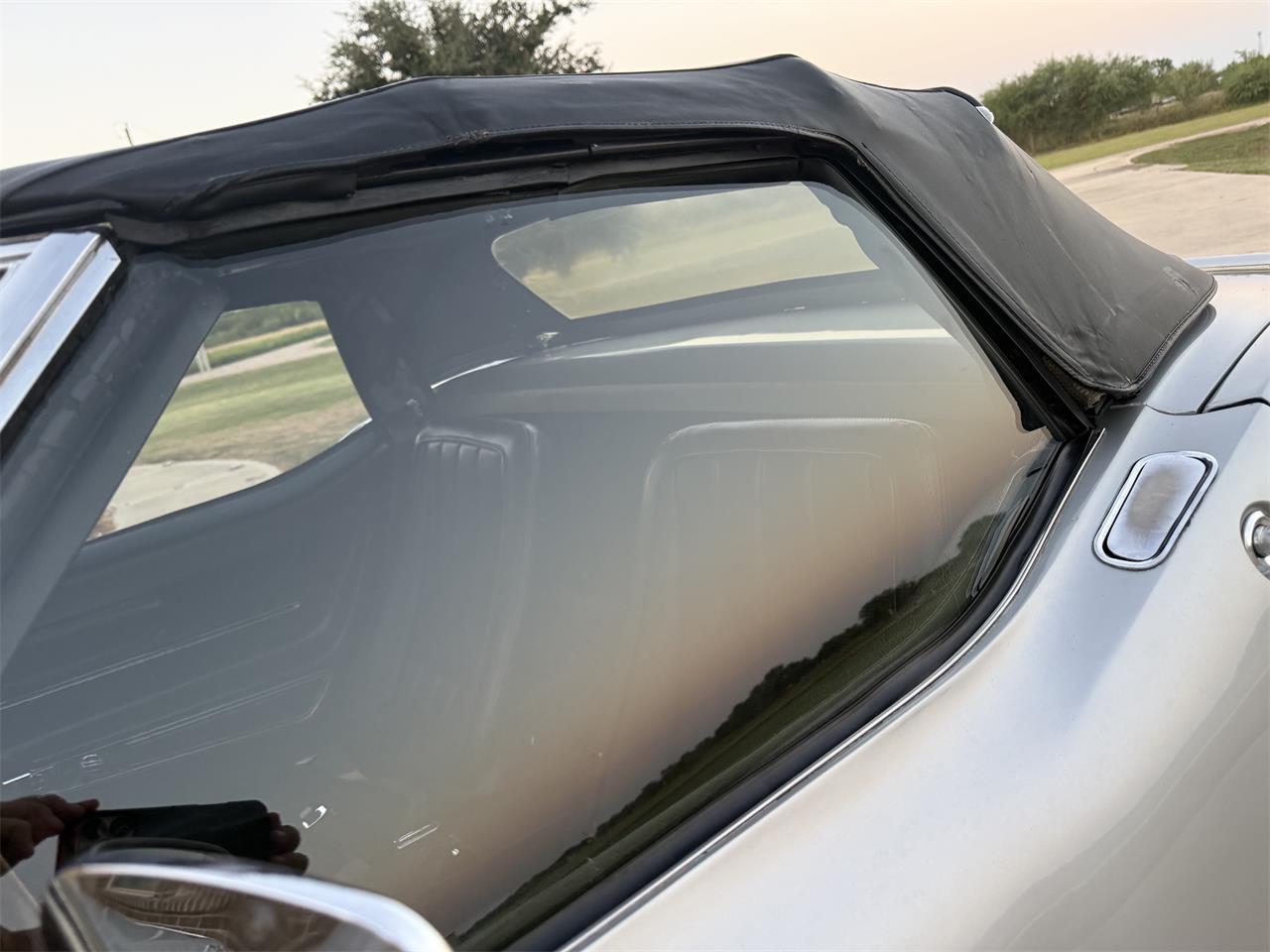 Chevrolet-Corvette-1968-Silver-Black-13