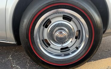 Chevrolet-Corvette-1968-Silver-Black-37
