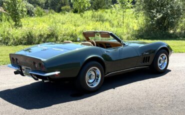 Chevrolet-Corvette-1969-Convertible-1